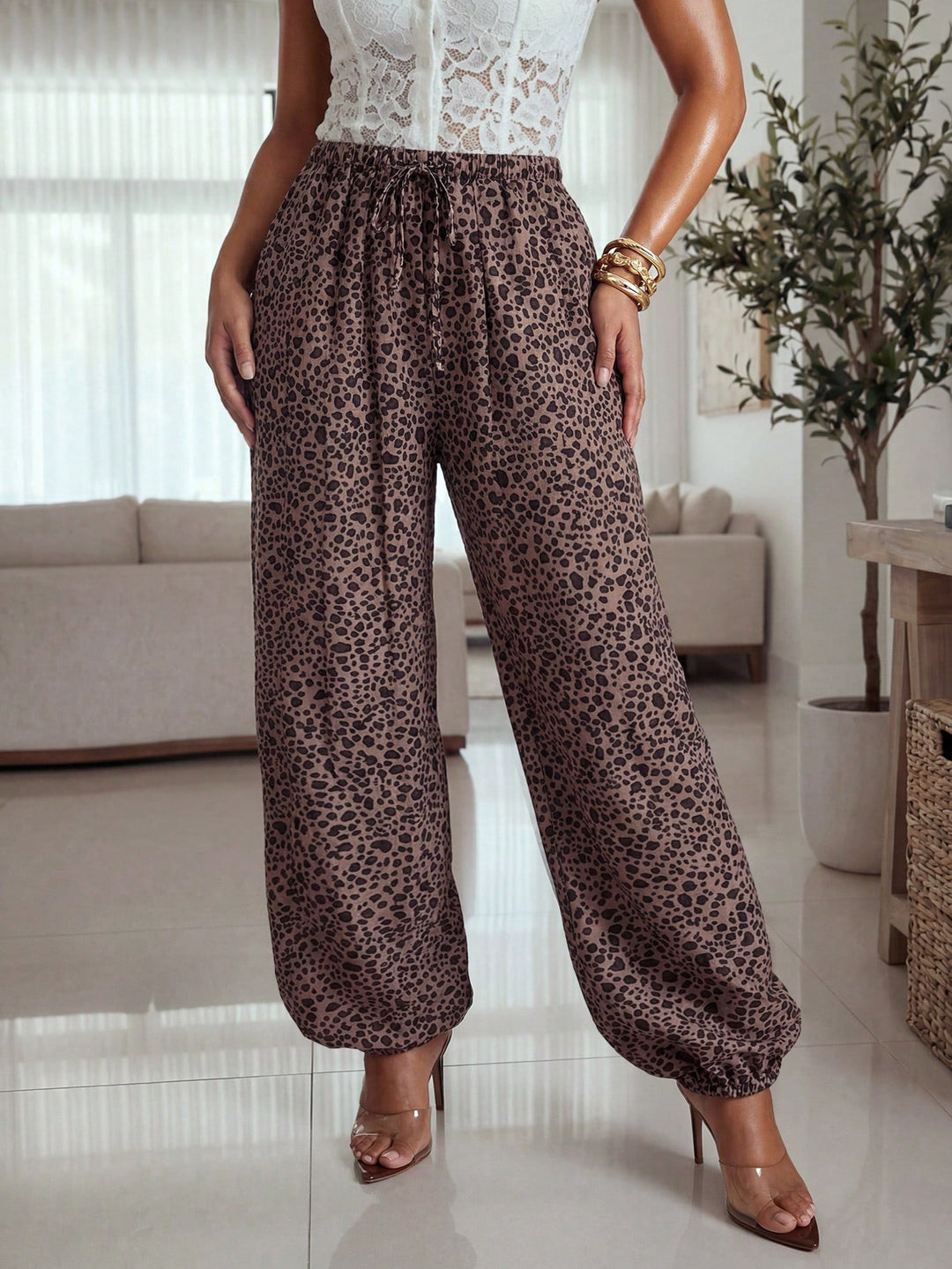 Pantaloni SHEIN, maro