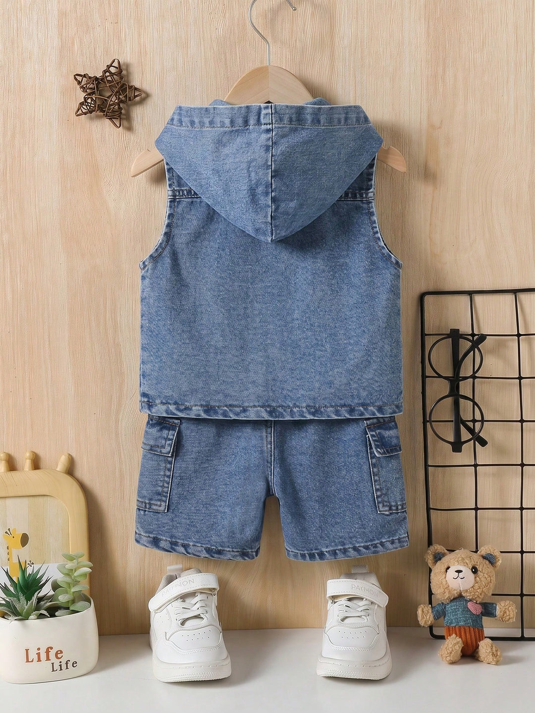 Set vestă și pantaloni scurți SHEIN, albastru