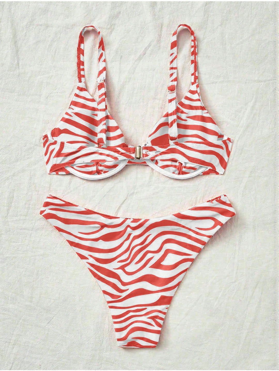 Set bikini SHEIN, roz