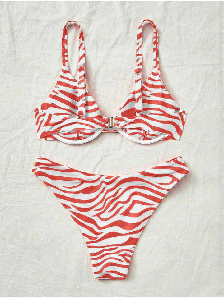 Set bikini SHEIN, roz