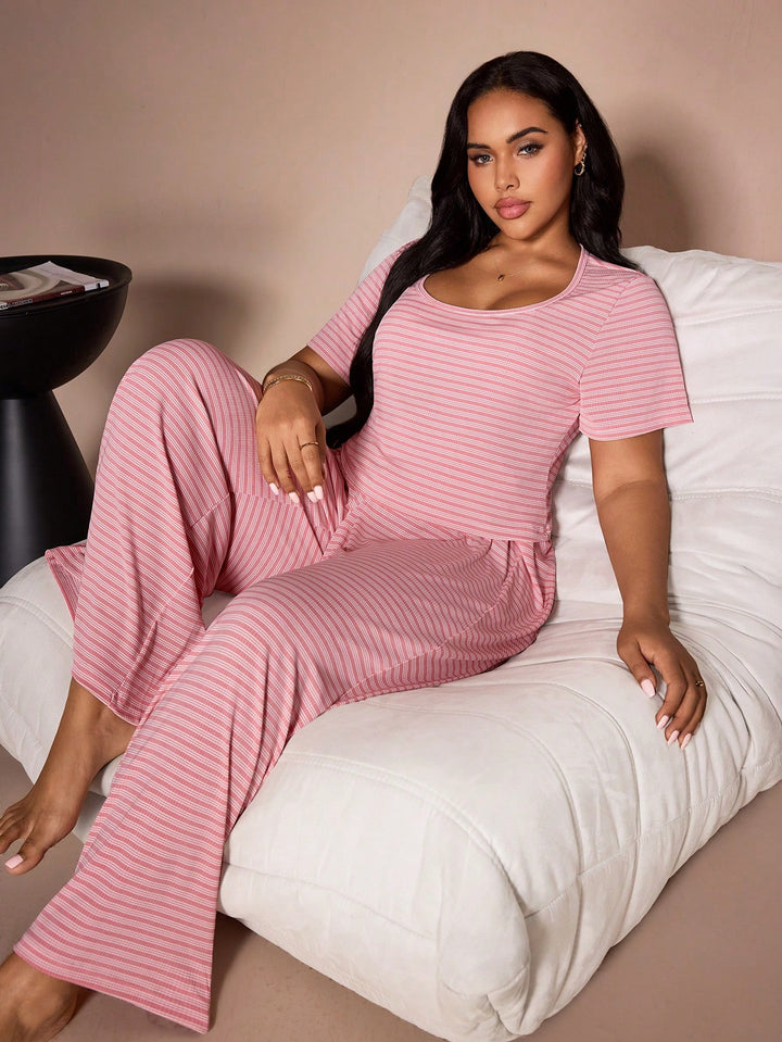 Set pijamale SHEIN, roz