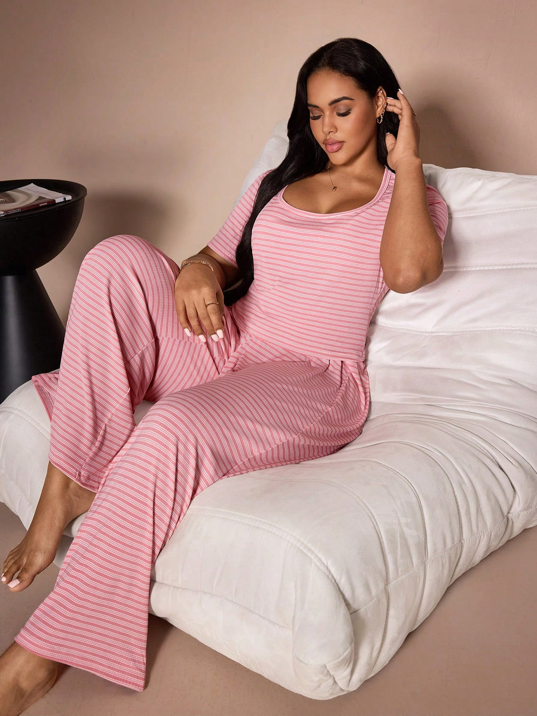 Set pijamale SHEIN, roz