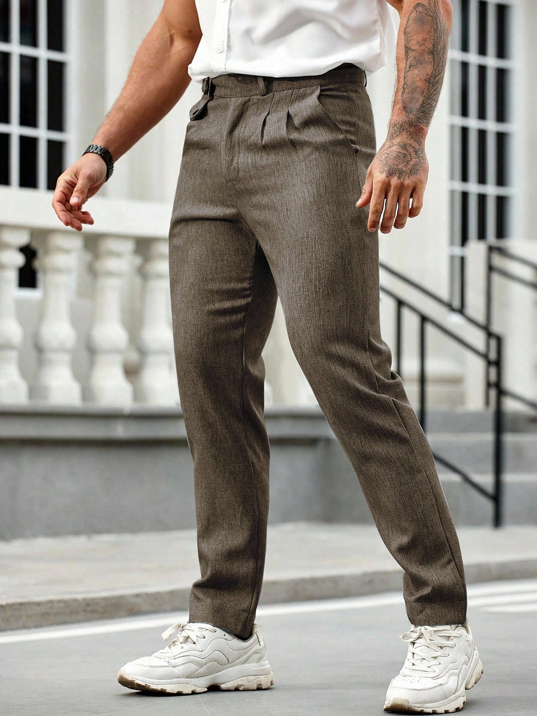 Pantaloni SHEIN, maro