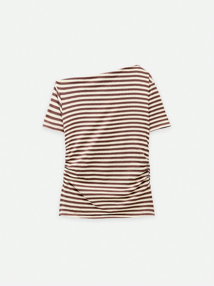 Tricou SHEIN, maro