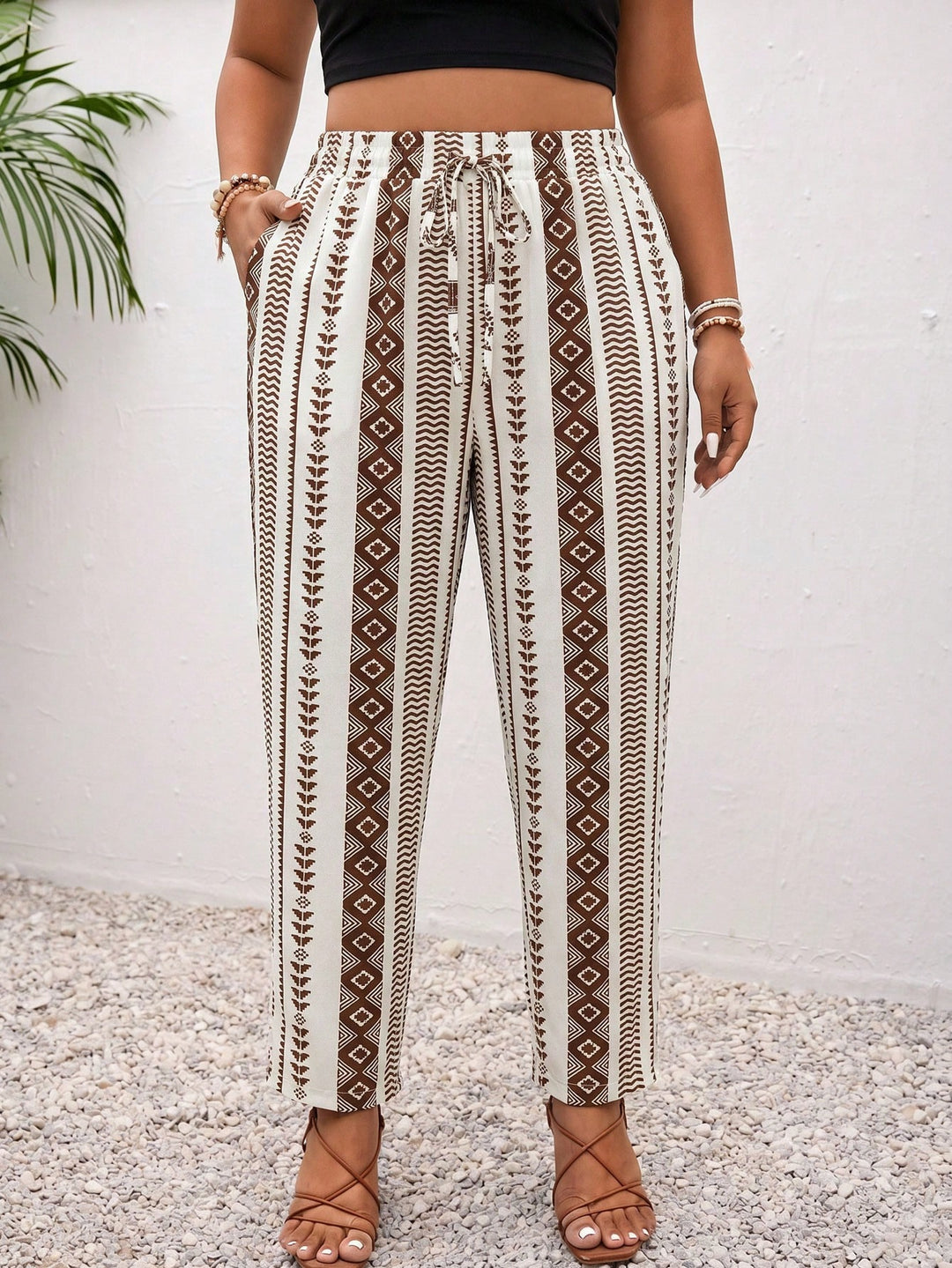 Pantaloni SHEIN, mix culori