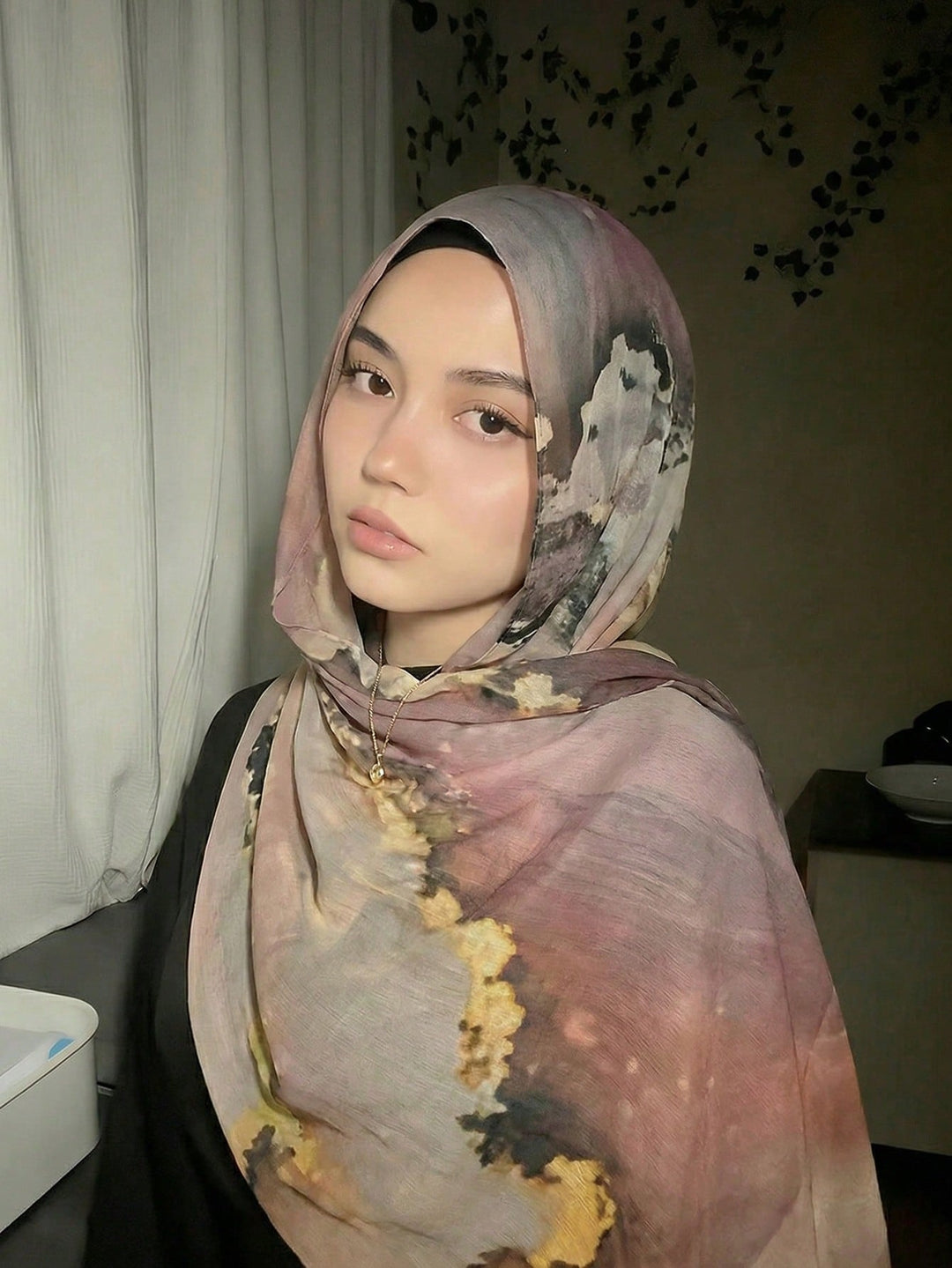 Hijab SHEIN, mov