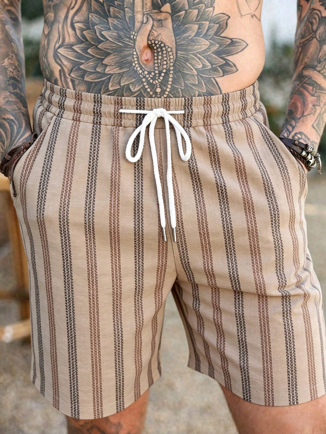 Pantaloni scurți SHEIN, kaki