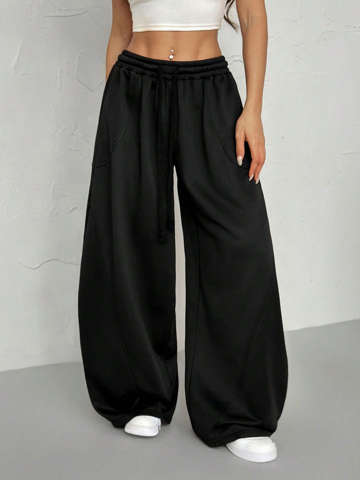 Pantaloni SHEIN, negru