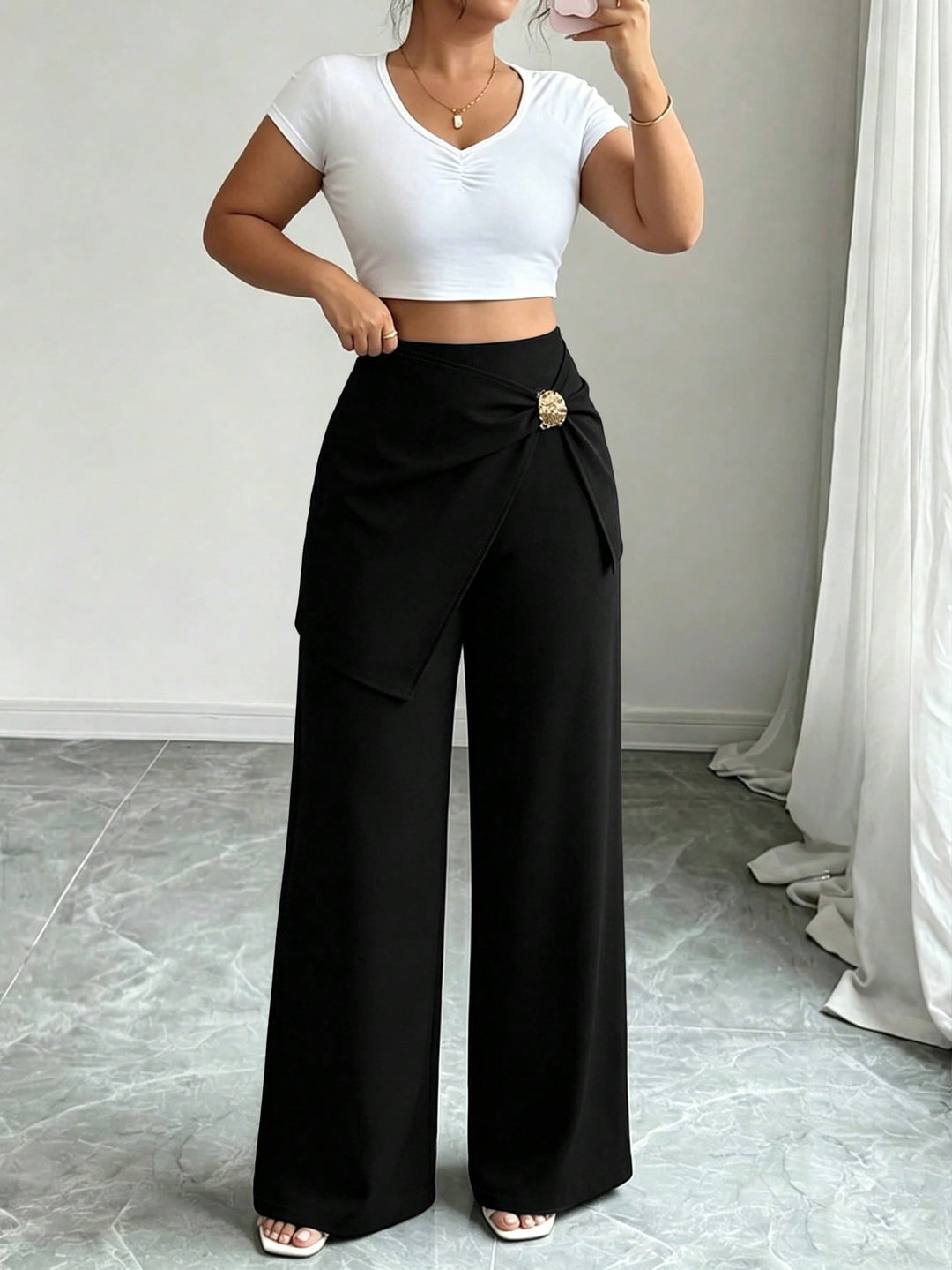 Pantaloni SHEIN, negru