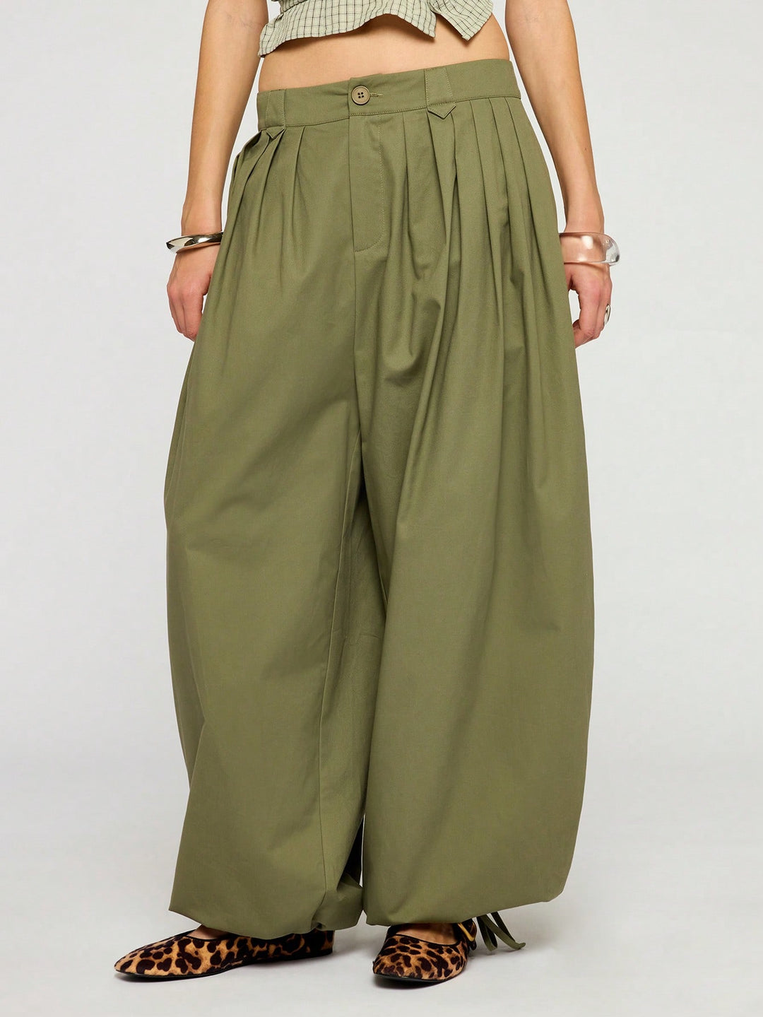 Pantaloni SHEIN, kaki