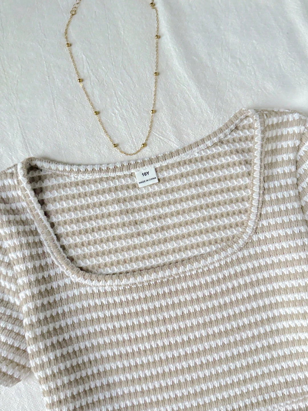 Tricou SHEIN, maro
