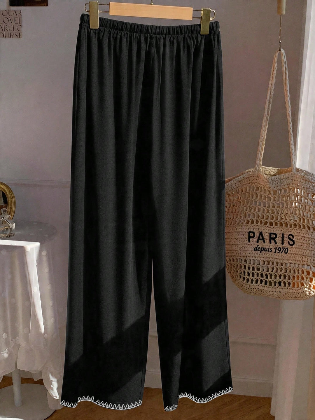 Pantaloni SHEIN