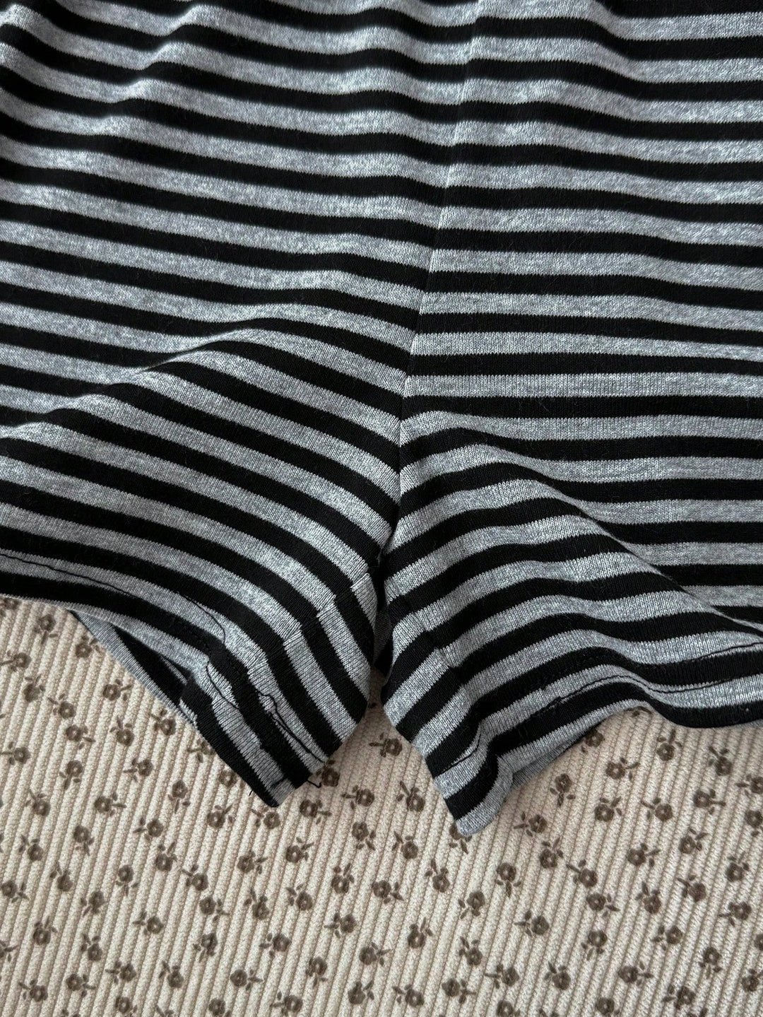 Pantaloni scurți SHEIN, gri