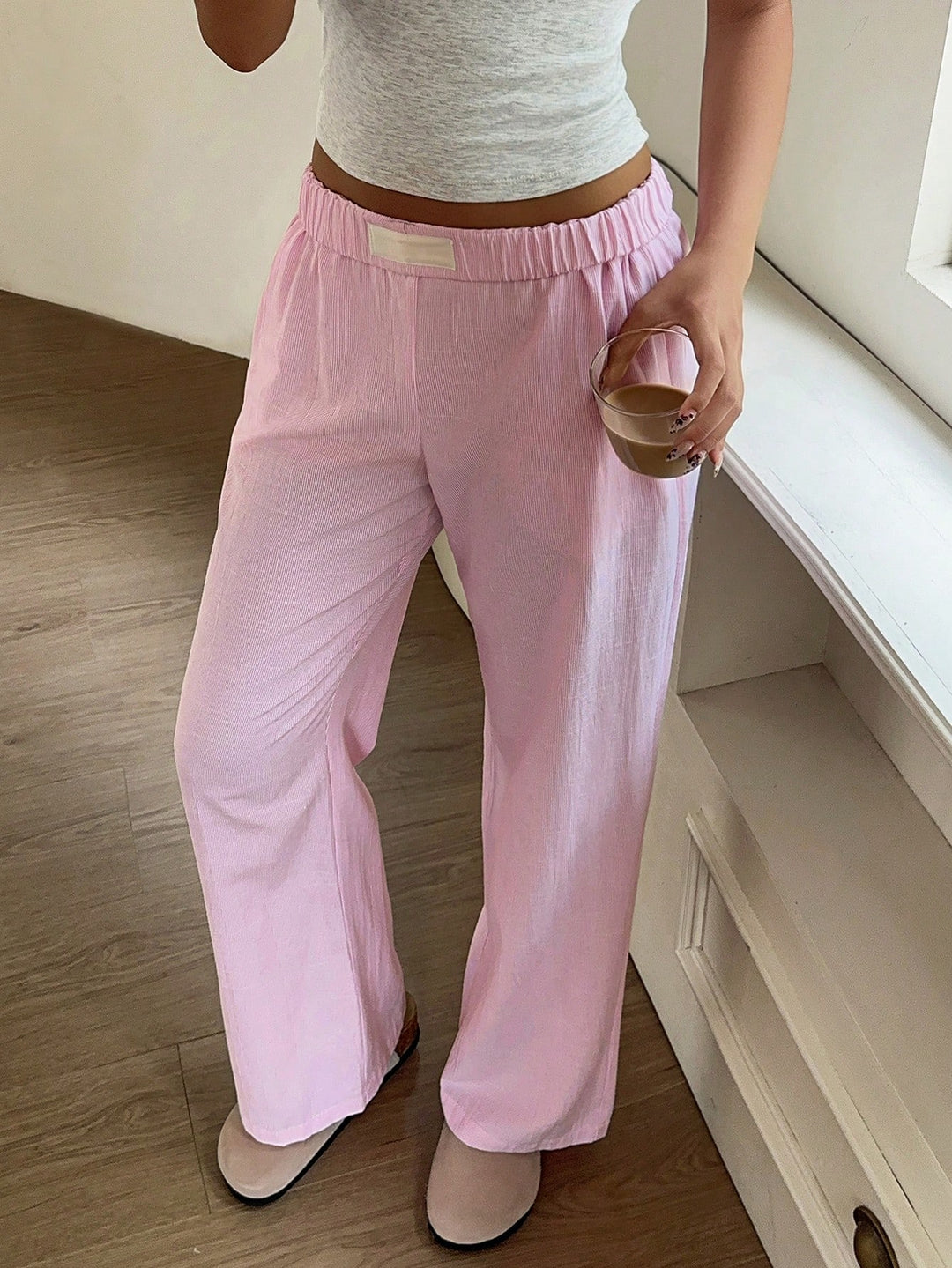 Pantaloni SHEIN, roz