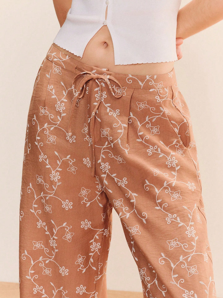 Pantaloni SHEIN, maro