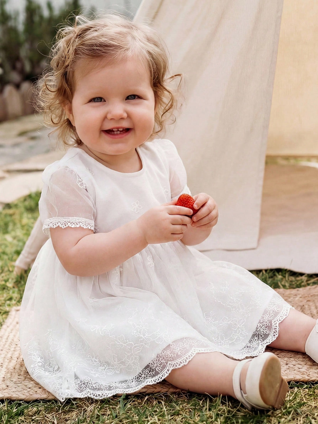 Rochie SHEIN, alb