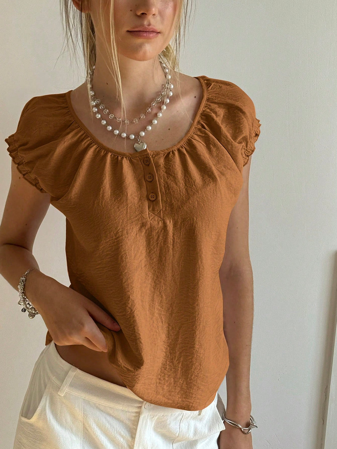 Tricou SHEIN, maro