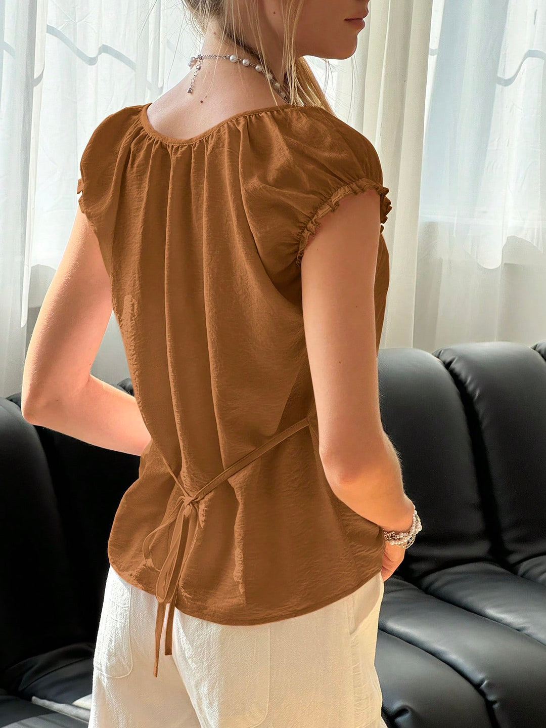 Tricou SHEIN, maro
