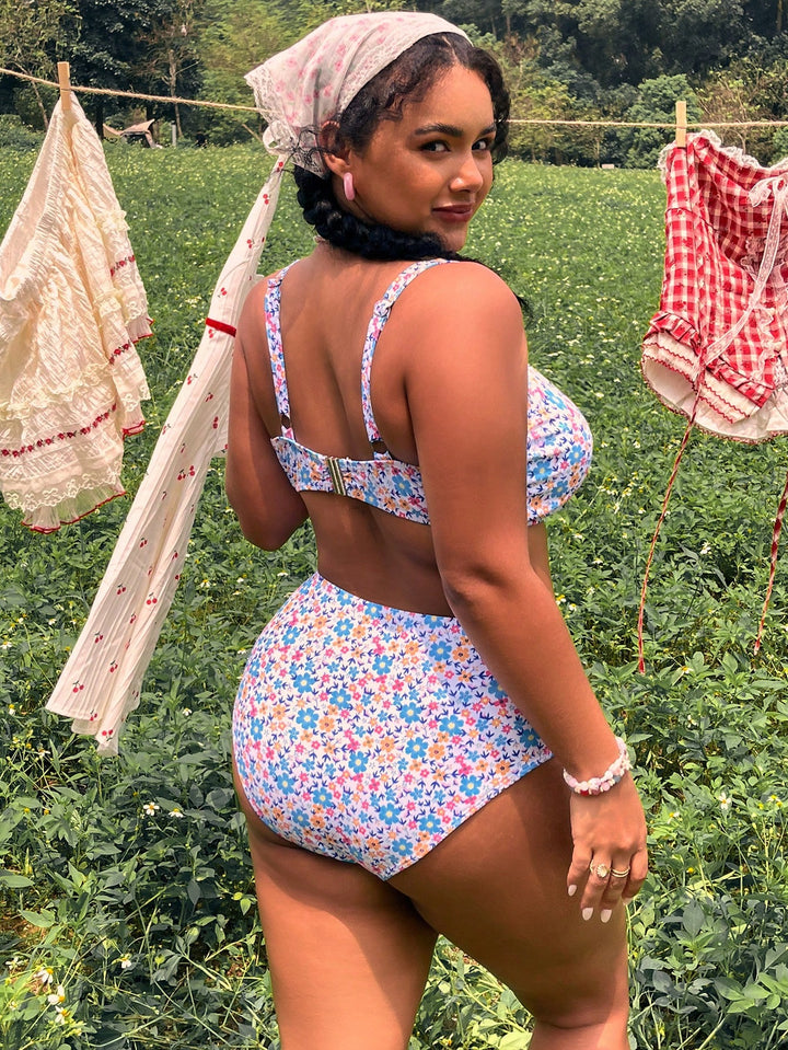 Set bikini de baie SHEIN, mix culori