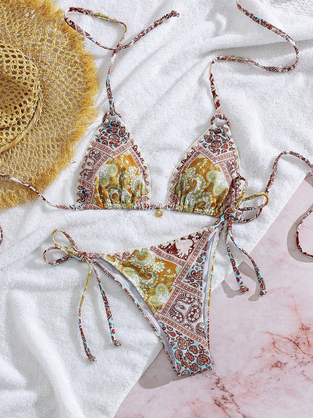 Set bikini SHEIN, mix culori