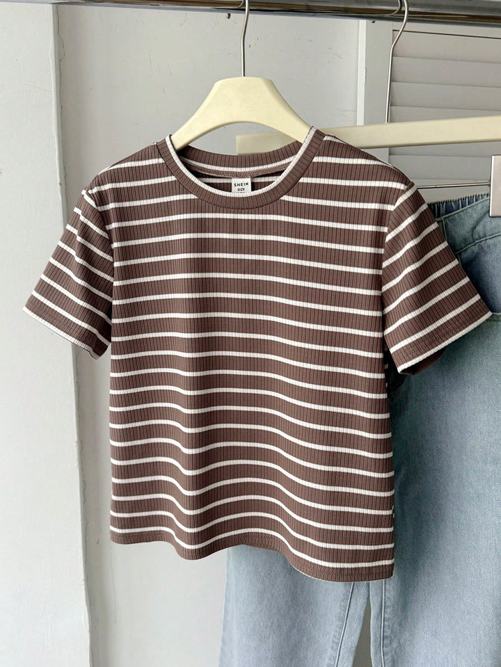 Tricou SHEIN, maro