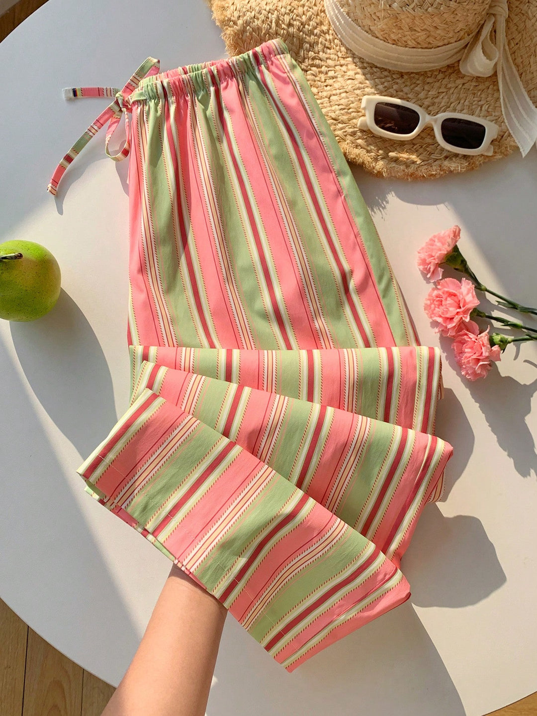 Pantaloni SHEIN, mix culori