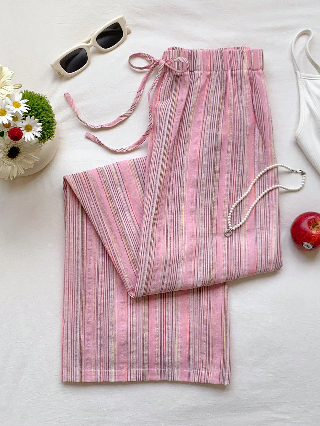 Pantaloni SHEIN, mix culori
