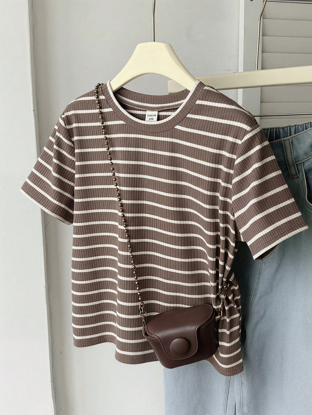 Tricou SHEIN, maro