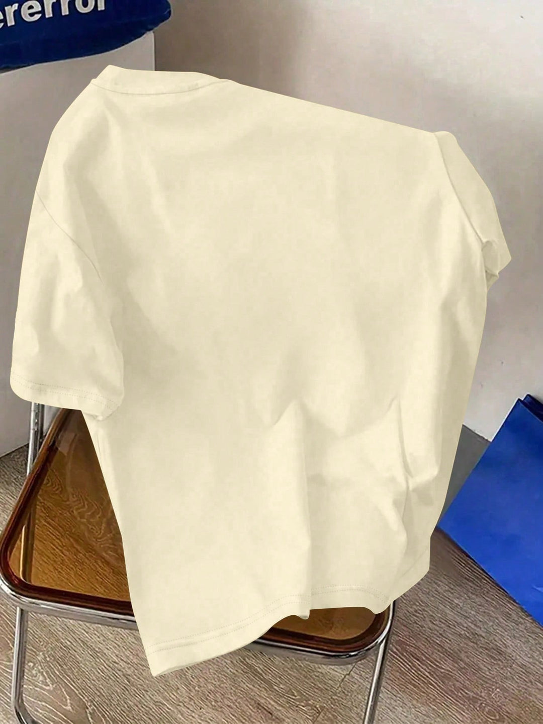 Tricou SHEIN, kaki