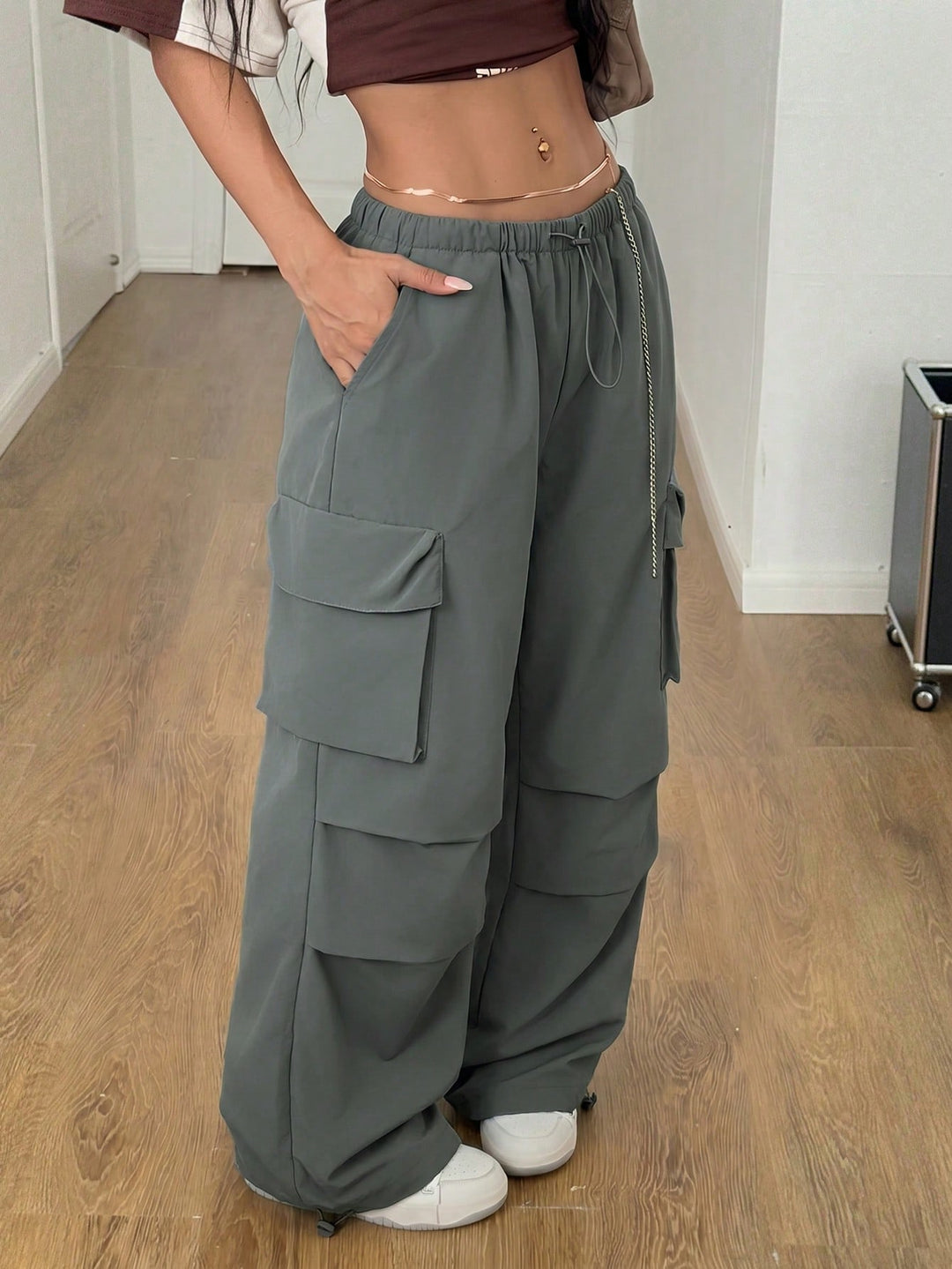 Pantaloni SHEIN, gri