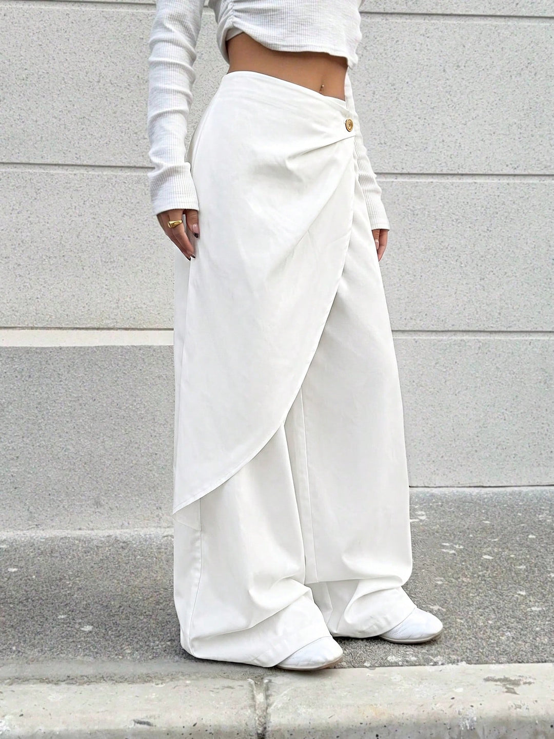 Pantaloni SHEIN, alb