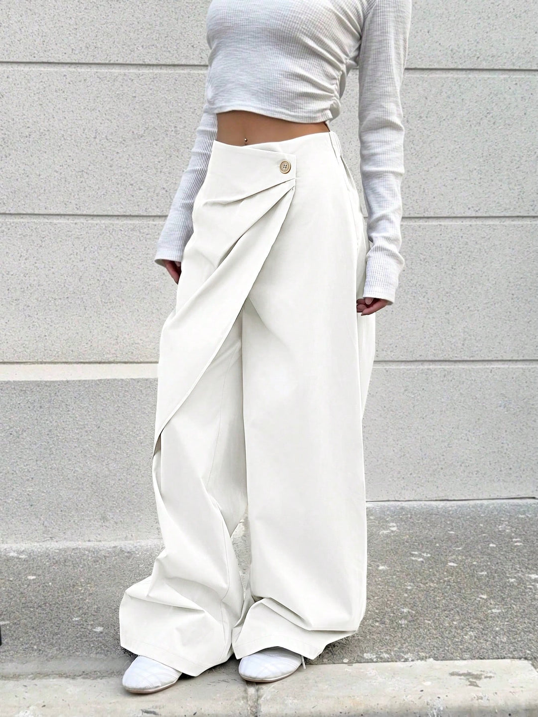 Pantaloni SHEIN, alb