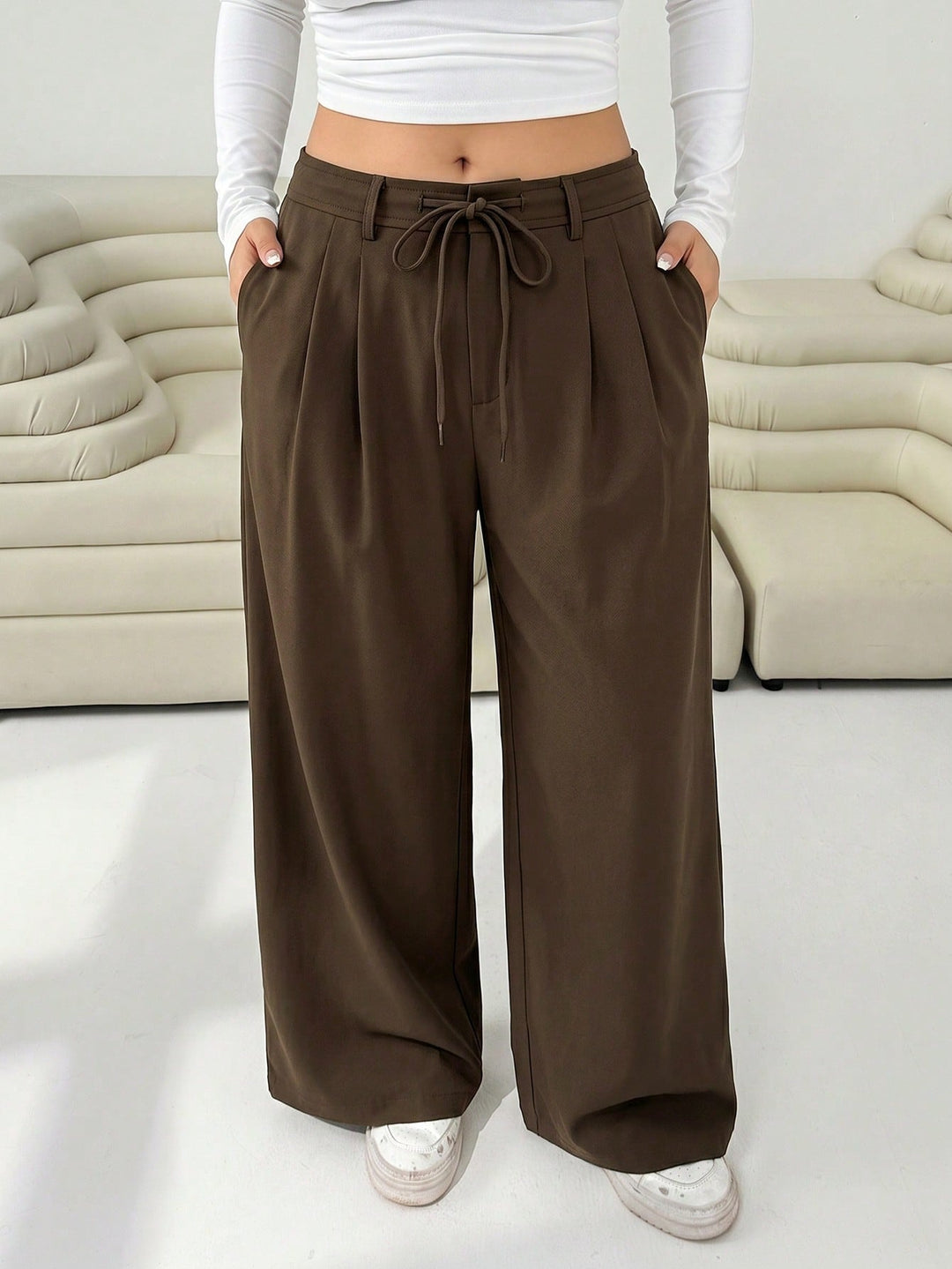 Pantaloni SHEIN