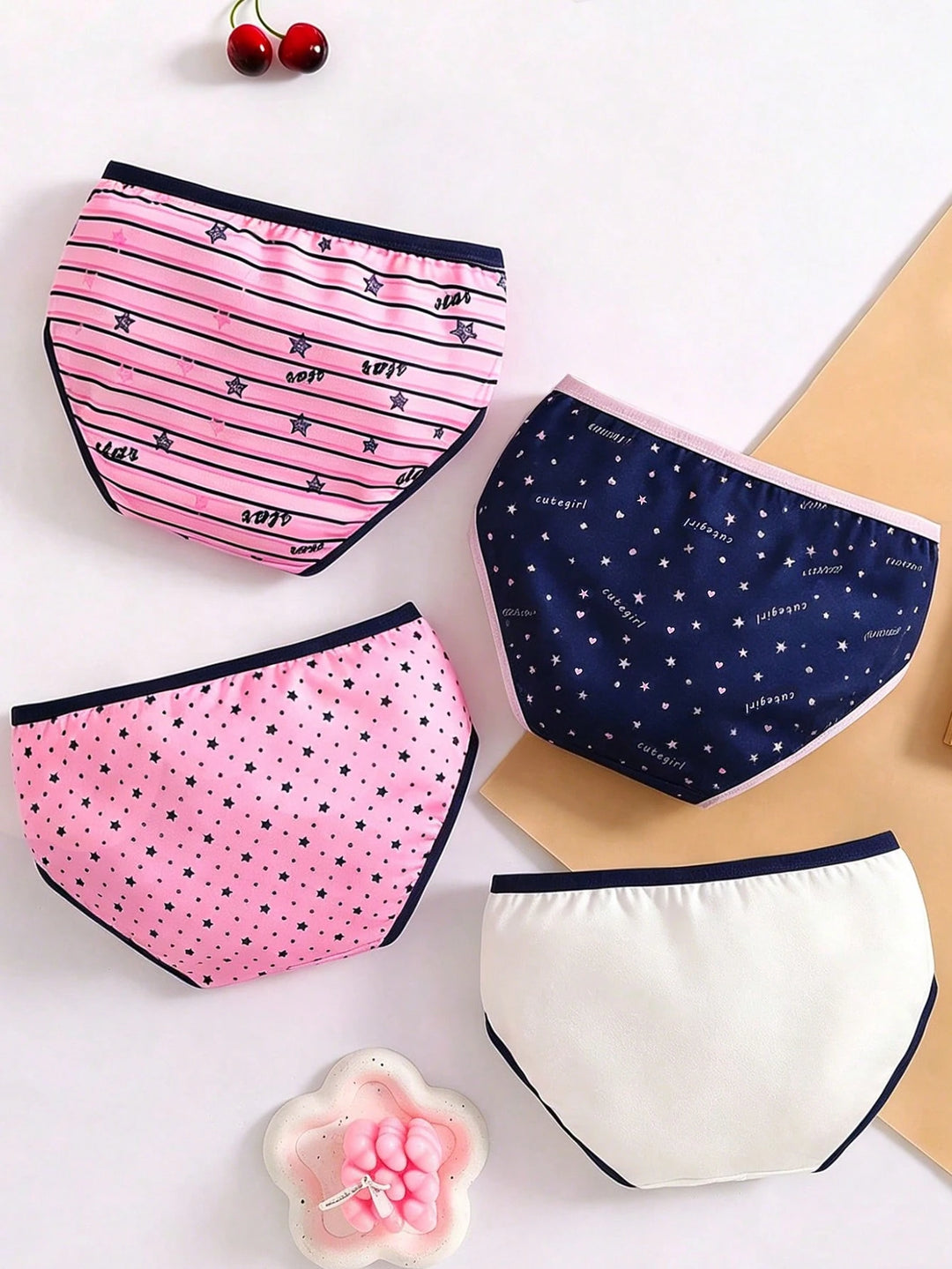 Set chiloți SHEIN, mix culori
