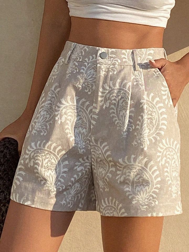 Pantaloni scurți SHEIN, bej
