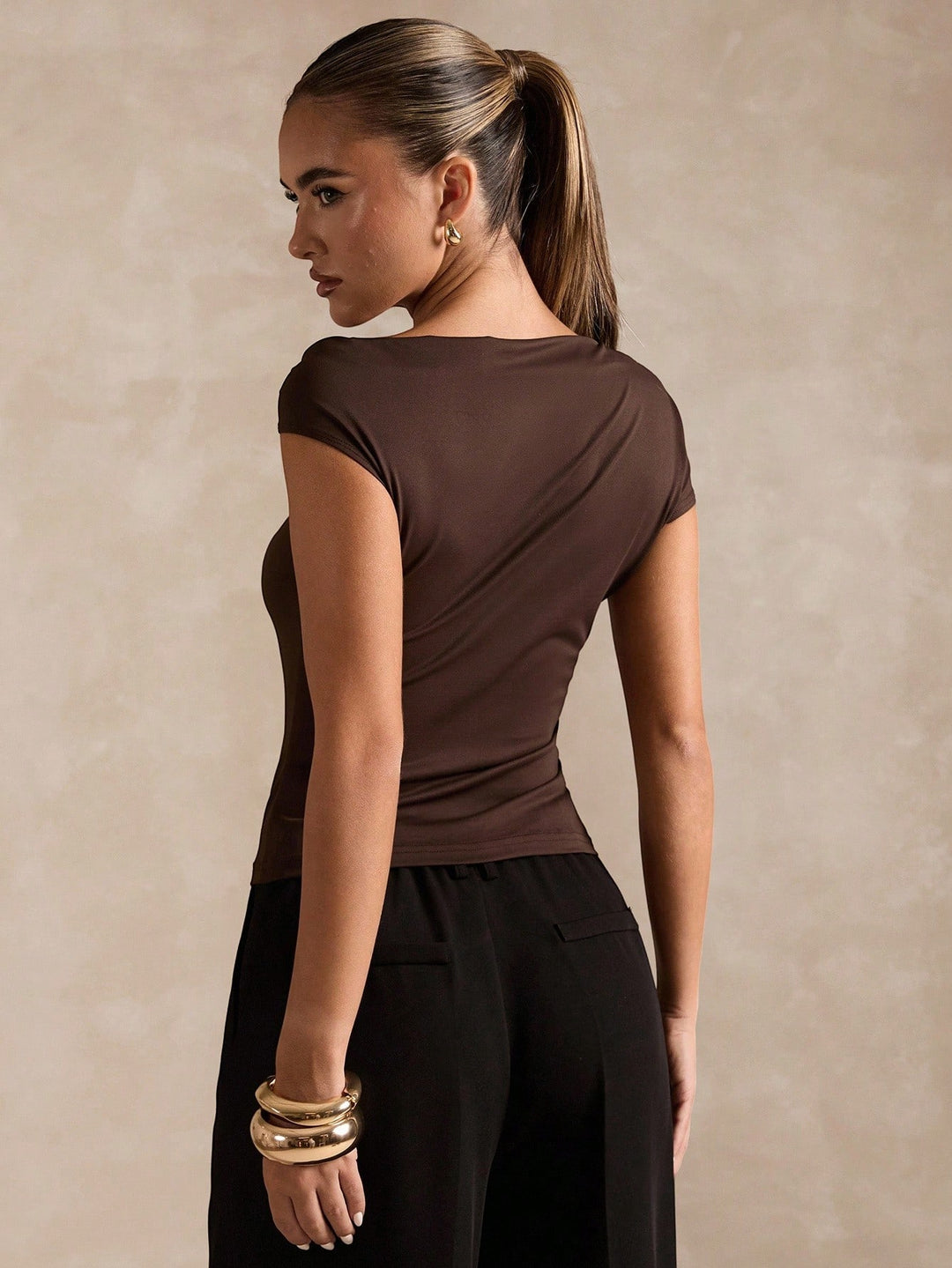 Tricou SHEIN, maro