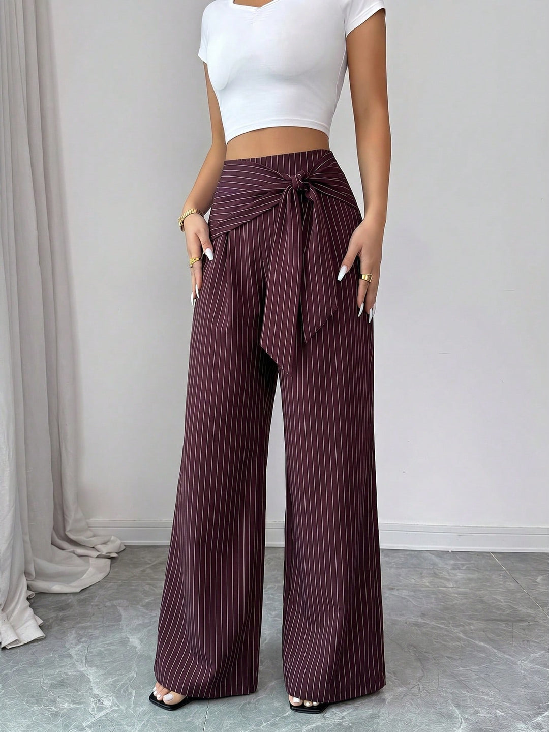Pantaloni SHEIN, vișiniu