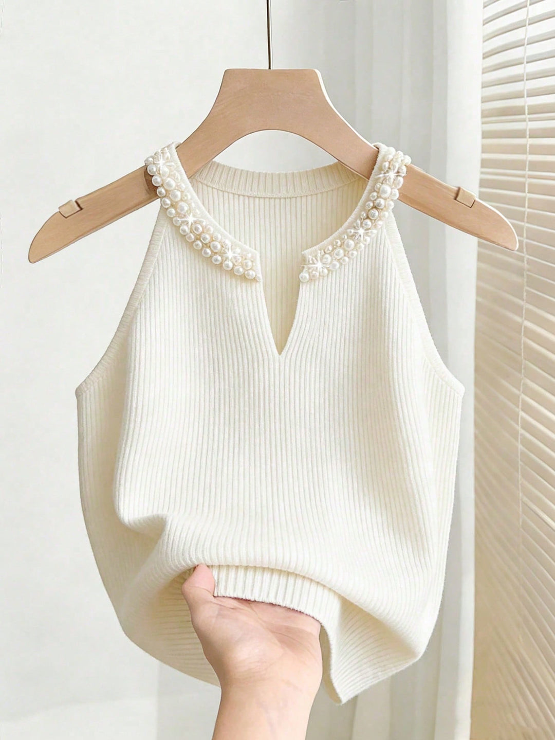 Pulover tricotat SHEIN, crem