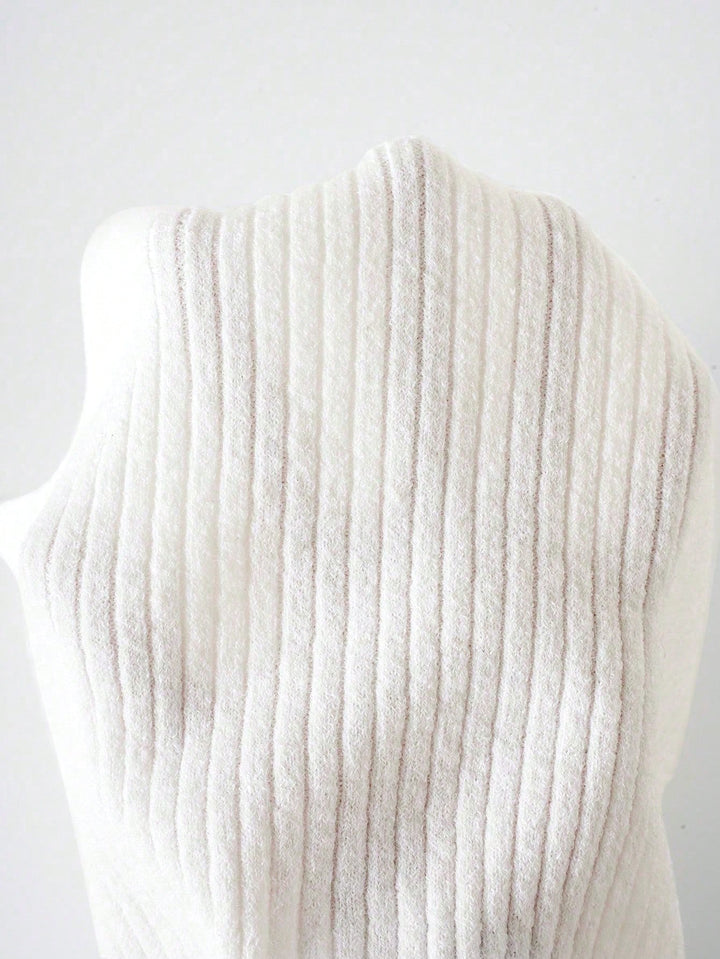 Pulover tricotat SHEIN, crem