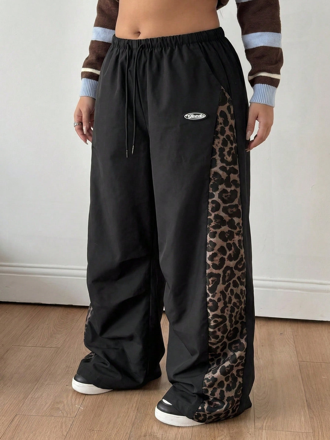 Pantaloni SHEIN