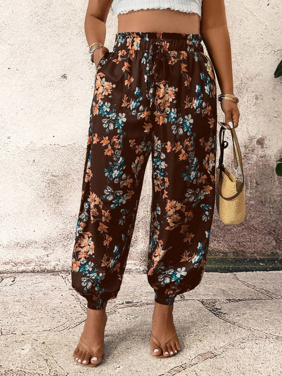 Pantaloni SHEIN, maro