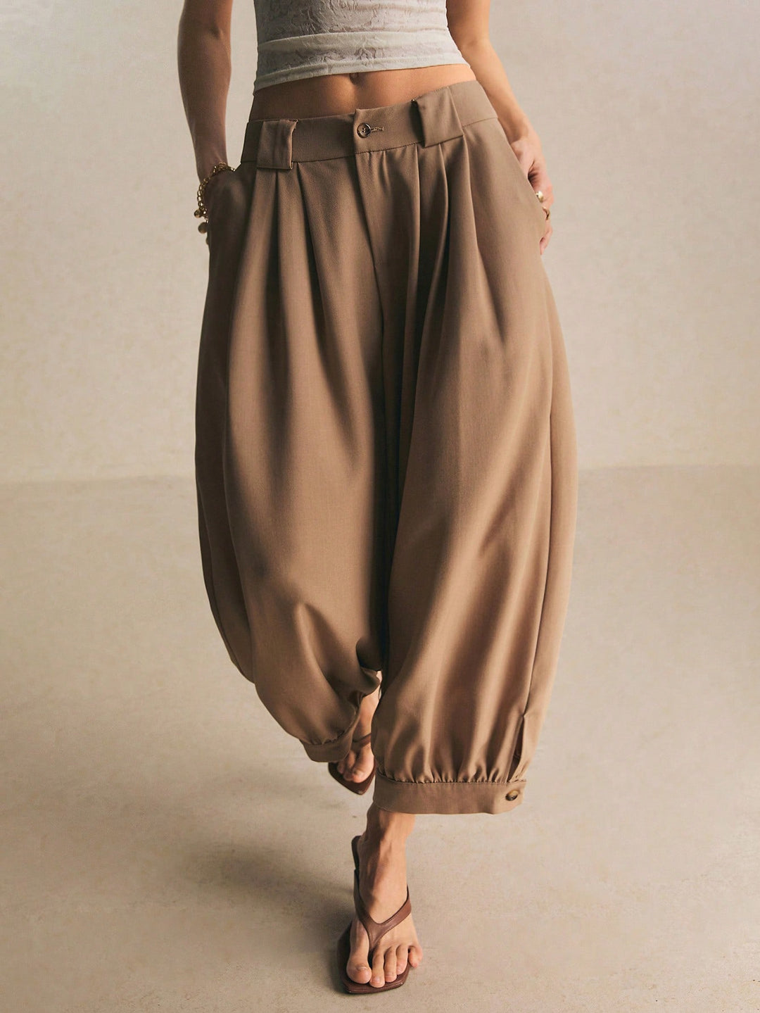 Pantaloni SHEIN, kaki