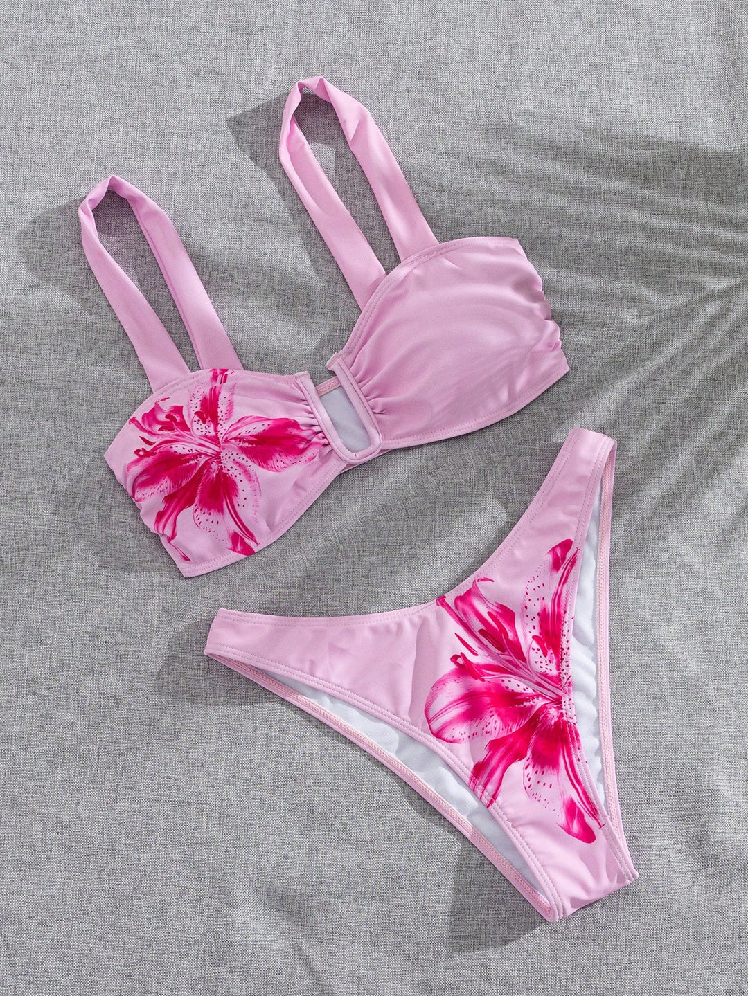 Set bikini SHEIN, mix culori