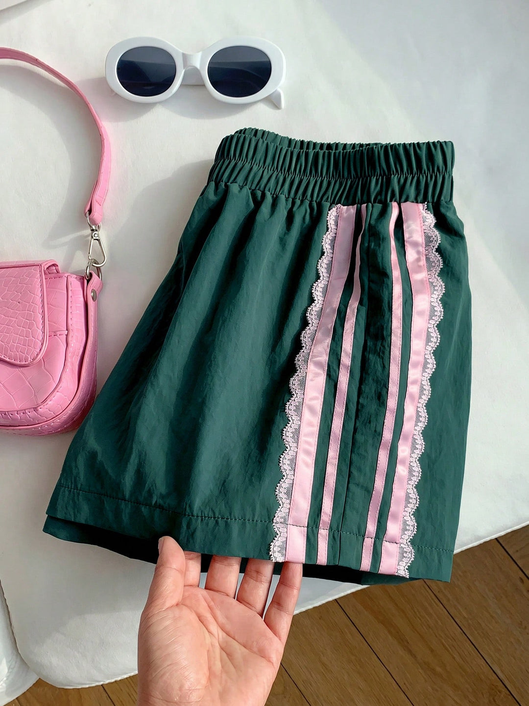 Pantaloni scurți SHEIN, verde
