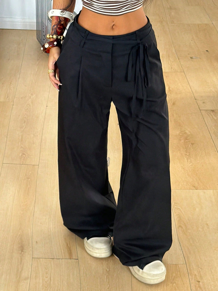 Pantaloni SHEIN, negru