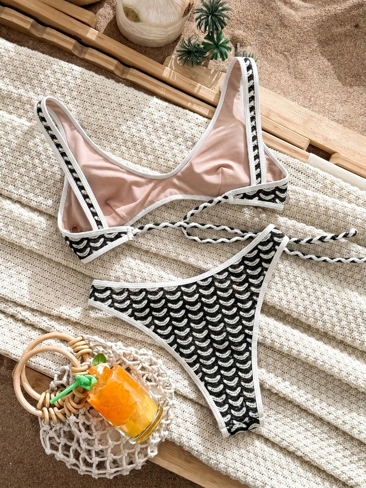 Set bikini SHEIN, mix culori