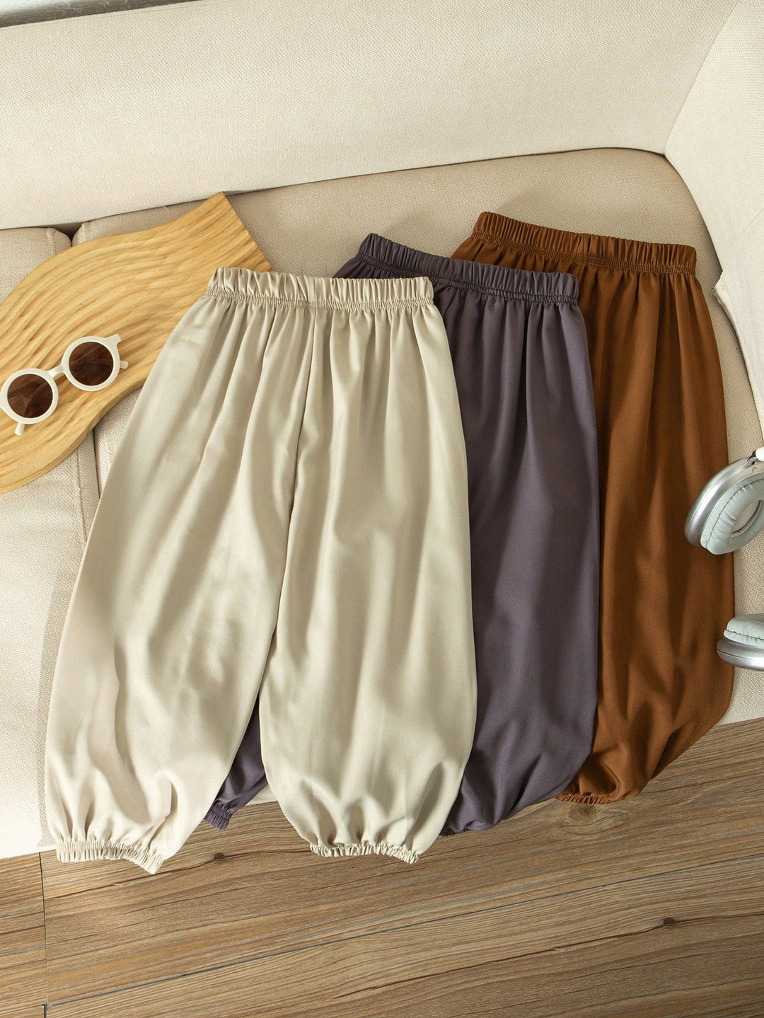 Pantaloni SHEIN, gri