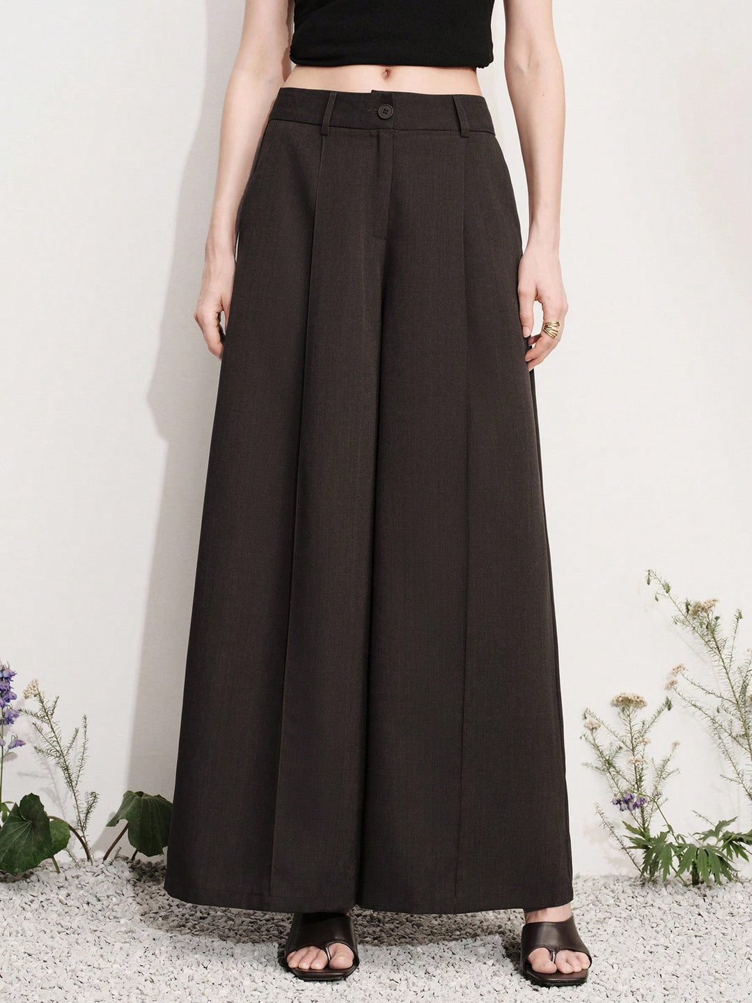 Pantaloni SHEIN, maro