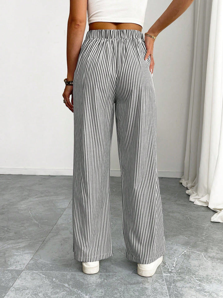 Pantaloni SHEIN, alb