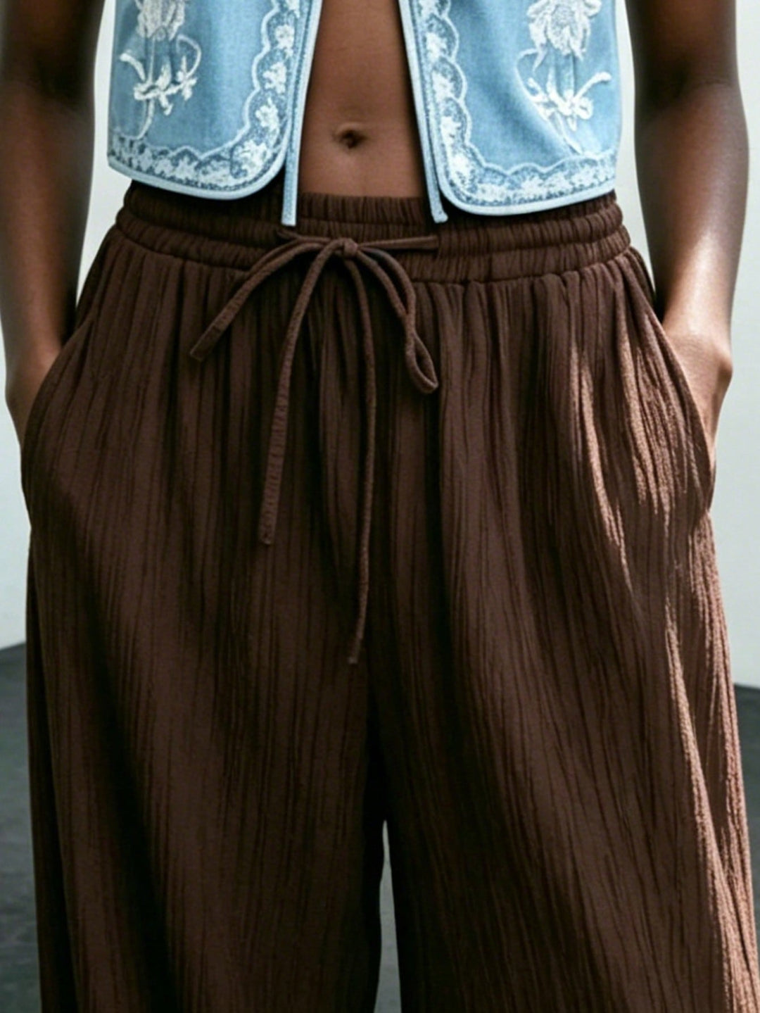 Pantaloni SHEIN, maro
